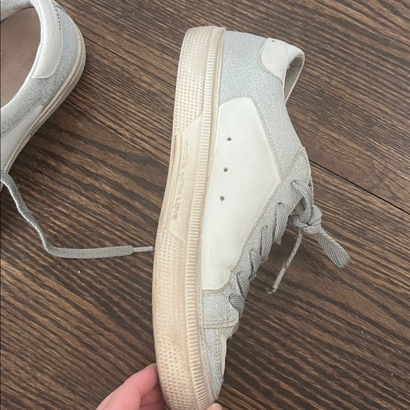 Golden Goose Superstar Sneakers - Picture 6 of 8